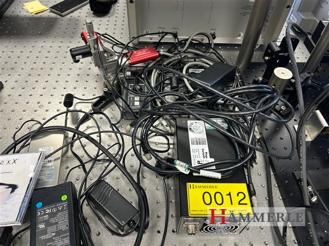 CLOSED-LOOP PICOMO CONTROLLER/DRIVER